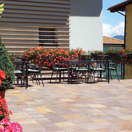 Agritur Primo Sole Villa Cles Exteriör bild